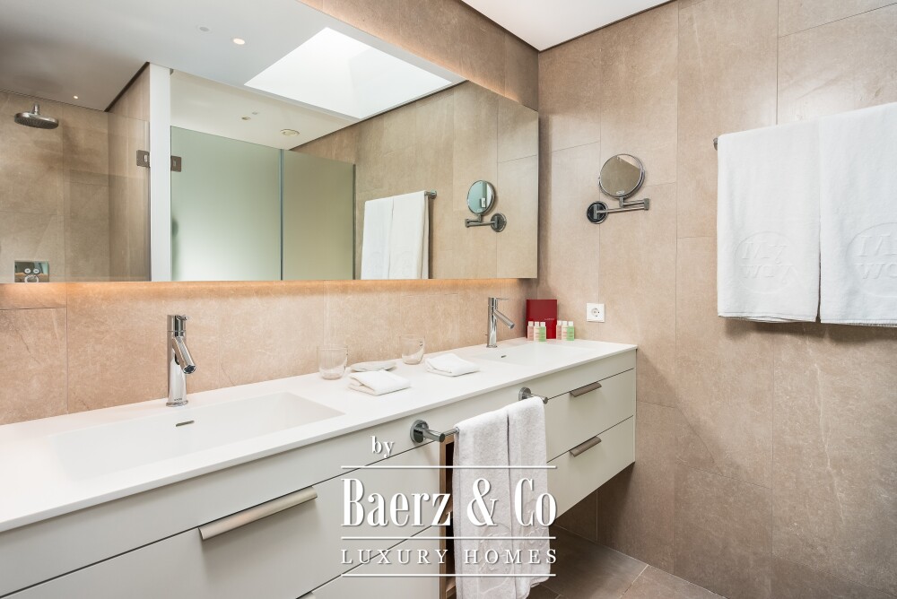 New built 3-bedroom luxury apartment Tenerife image