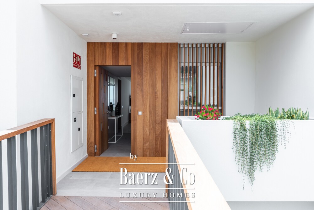 New built 3-bedroom luxury apartment Tenerife image