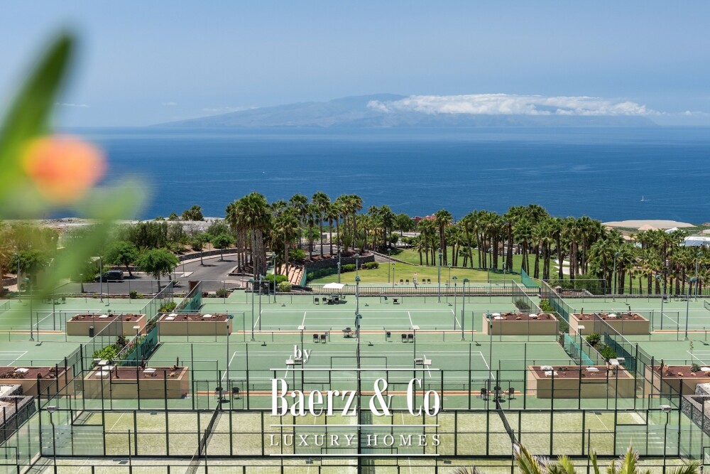 New built 3-bedroom luxury apartment Tenerife image