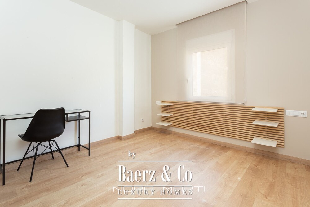 Apartment for sale in Sarrià-Sant Gervasi image