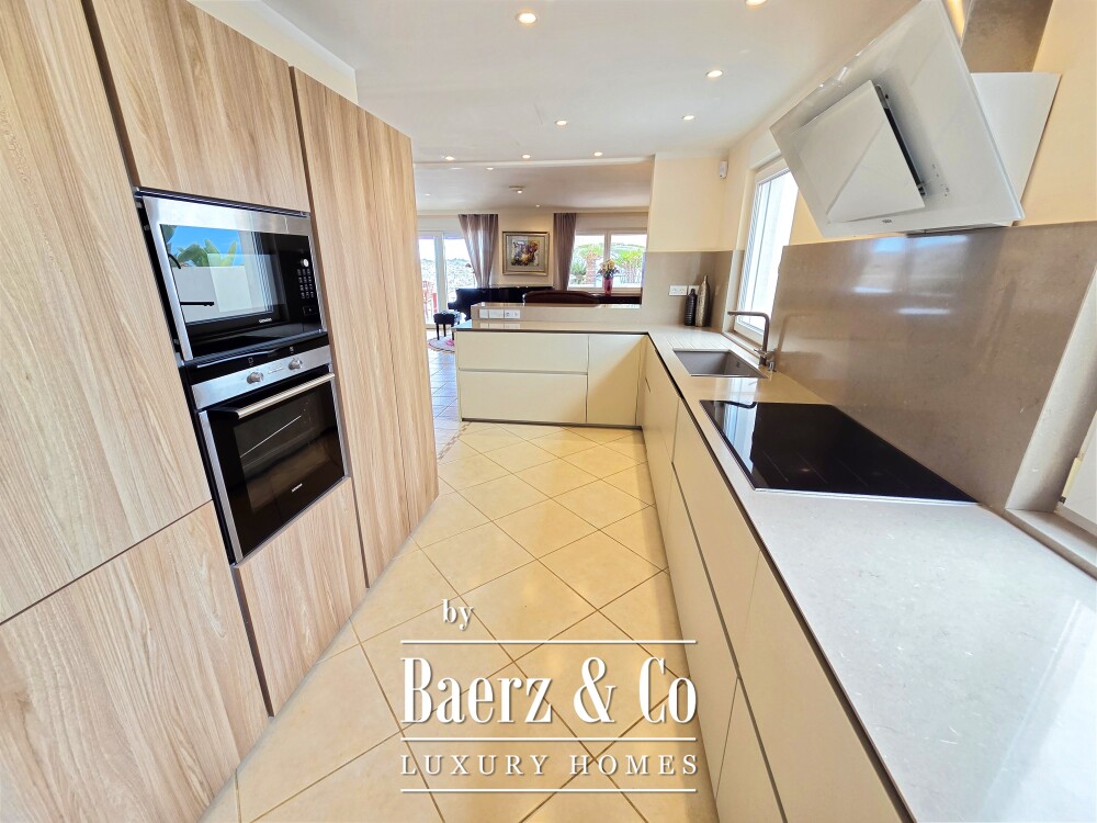 Exclusive villa situated in prestigious residential area Tenerife image