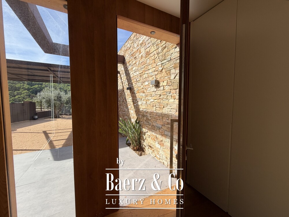 Sea-view property near Sa Riera, Begur image