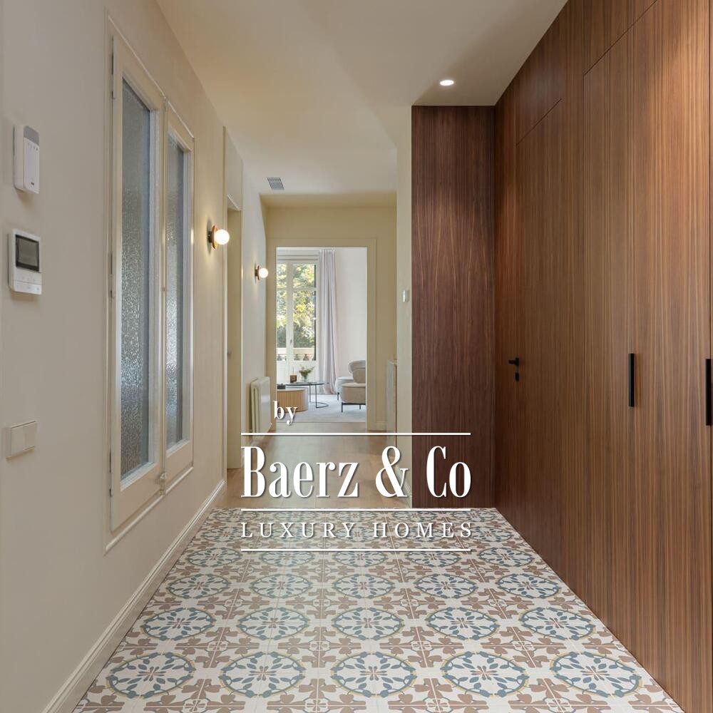 EXCLUSIVE RENOVATED RESIDENCE IN THE QUADRAT D OR · €1,790,000 image