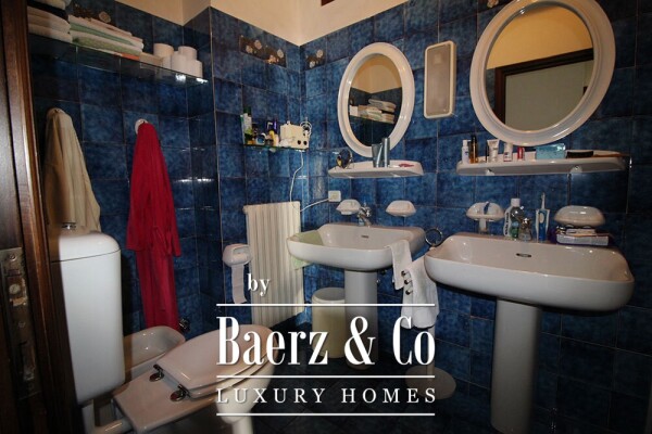 photo 55 Villa for sale 233 m²