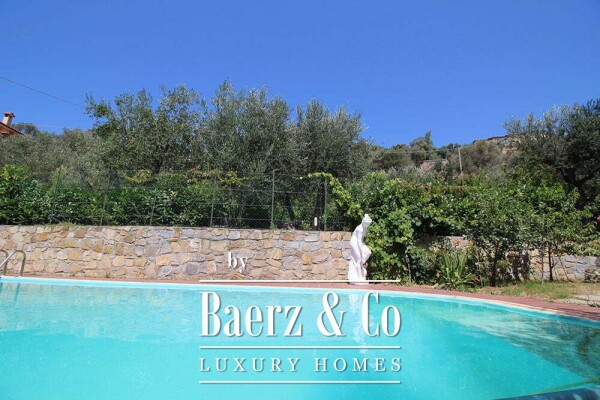 photo 15 Villa for sale 400 m²