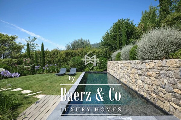 photo 3 Fayence Region: Beautiful property with commanding views of the countryside.