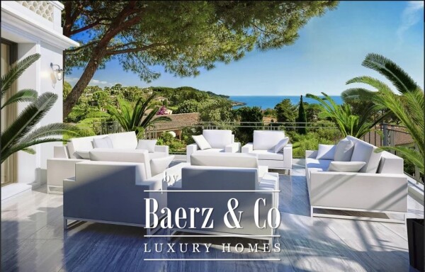 photo 4 Located in the heart of Cap d'Antibes, close to the beaches and coves of La Garoupe