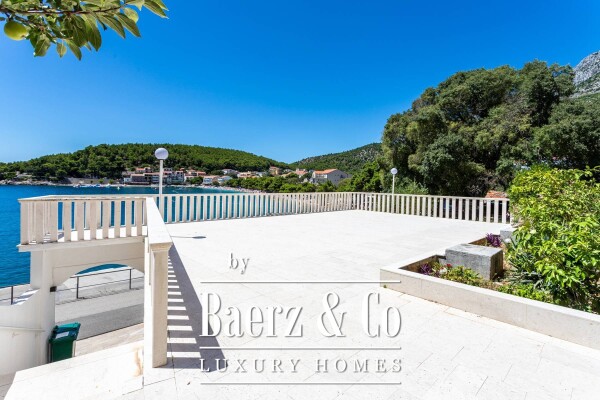 photo 37 Drvenik, exceptional real estate first row to the sea