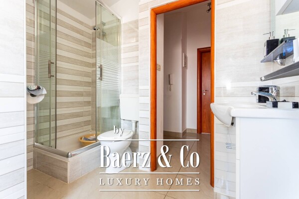 photo 18 Novalja, house with 10 apartments near the center with a sea view