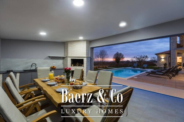 photo 10 Sveti Lovreč, a beautiful villa with a swimming pool on a landscaped garden of 1874m2