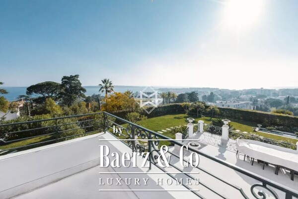 photo 1 One exceptional appartments in Cannes