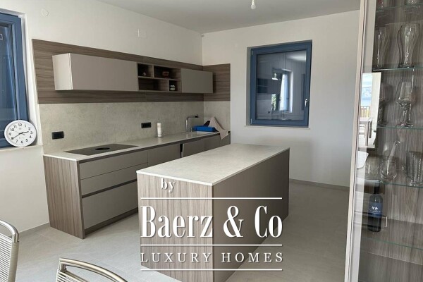 photo 5 Hvar, Jelsa, beautiful house with swimming pool in a great location