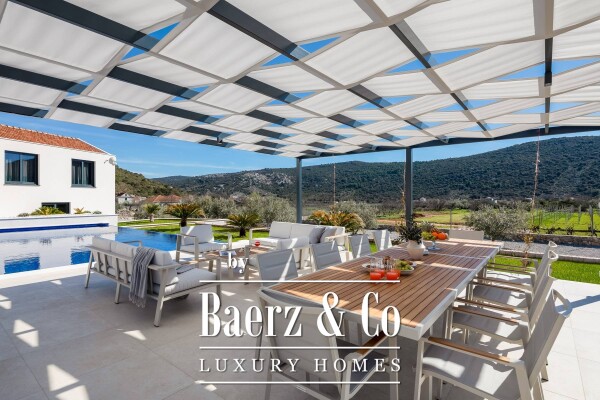 photo 48 Marina, an exceptional property near the sea