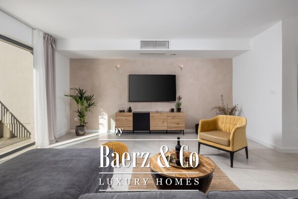 photo 19 Island of Krk, Malinska, luxury villa with two apartments in the first row to the sea