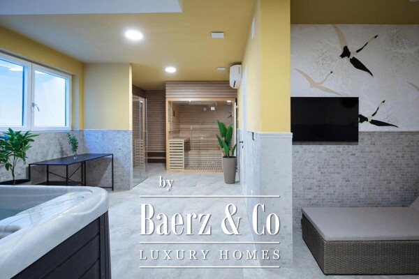 photo 13 Medulin, a beautiful villa of 350 m2, only 6 m from the sea with an fascinating view