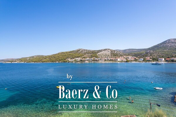 photo 29 Trogir, Seget Vranjica, beautiful house, first row to the sea