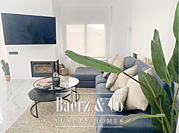 photo 1 Your prestigious residence awaits you in Canet de Mar!