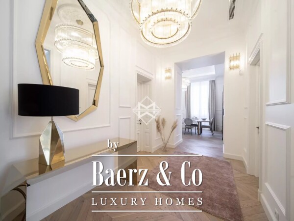 photo 12 Magnificent apartments of 230 square meters in a beautiful Niçois building on the Cours Saleya.