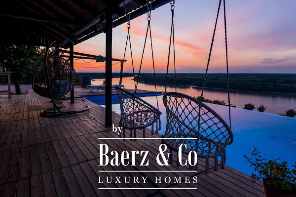 photo 3 Aljmaš, villa with three swimming pools and a view of the Danube, 25104 m2 garden