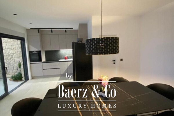 photo 8 Makarska, modern villa with three residential units