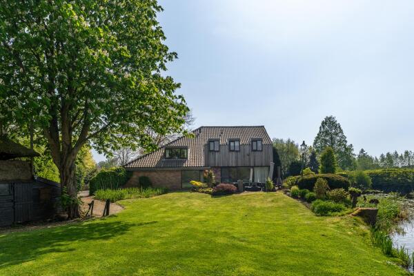 photo 3 Oud-Loosdrechtsedijk 114 b