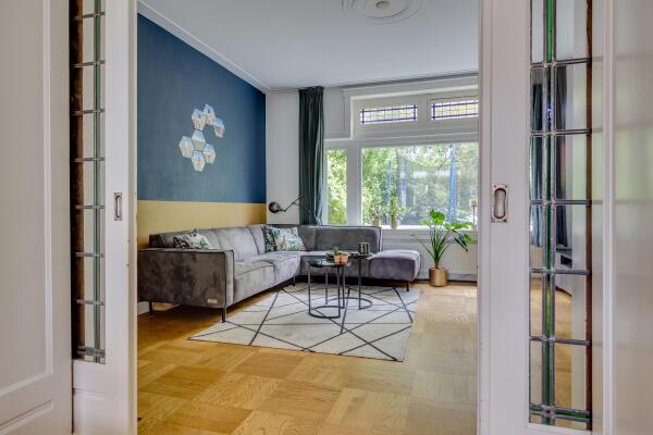 photo 7 Dr. P.J.H. Cuypersplein 45