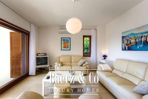 photo 7 Krk, house with 3 apartments by the beach. A rare opportunity on the market