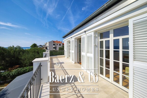 photo 21 Zadar, Diklo, modern and elegant villa, first row by the sea