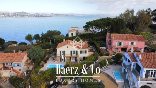 photo 3 A project in the immediate vicinity of the village of Saint-Tropez and the beach