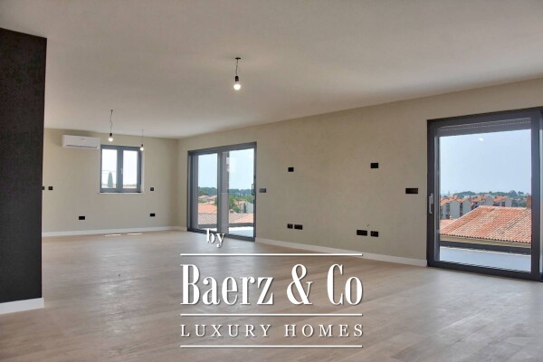 photo 3 Istria, Poreč, penthouse in the city center with a panoramic view