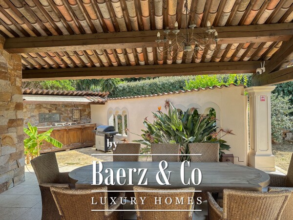 photo 18 Sale Villa exceptional sea view swimming pool double garage garden- 5 Rooms 250 m2 - Saint-Aygulf