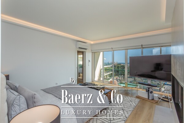 photo 22 5-Bedroom Penthouse in Estoril - Sea View