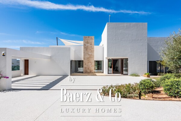 photo 2 Beautiful luxury home in Sotogrande, Sotogrande Alto - Zona G