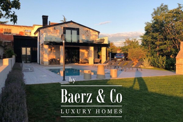 photo 6 Umag, beautiful istrian villa with sea view and building land of 1650 m2