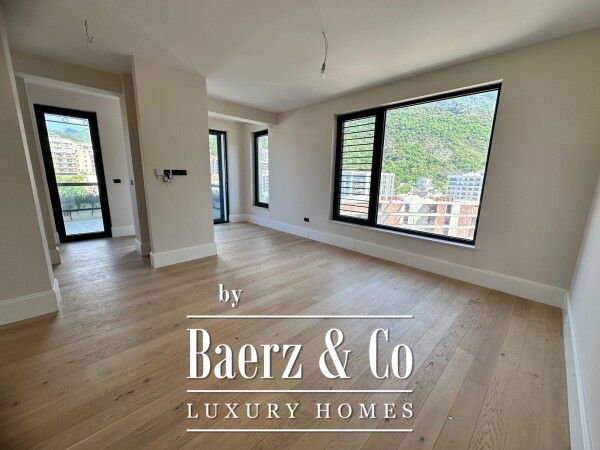 photo 10 Spacious Apartment in Budva next to the Beach