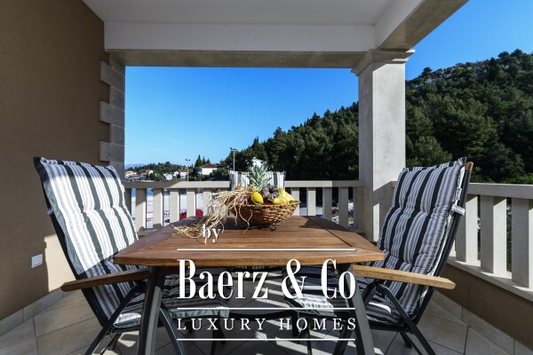 photo 20 Blace, first row to the sea, residential building