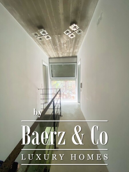 photo 15 1555029 - Villa For sale, Erineo, 434 sq.m., €1.200.000