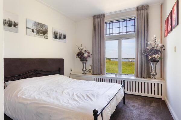 photo 41 Rijndijk 28