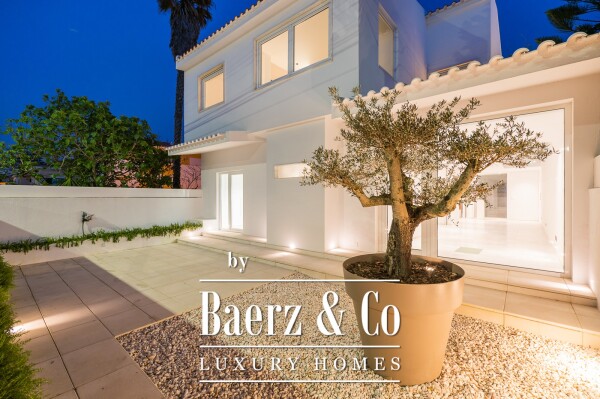 photo 4 Fully Renovated 4-Bedroom Villa by the Beach | Bafureira | Quiet Residential Area