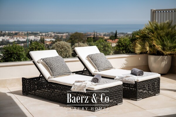 photo 1 Apartment - La Quinta - Benahavis - Ref: 8637