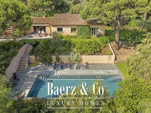 photo 1 In one of the most sought-after areas of Ramatuelle