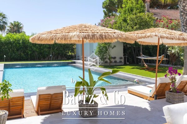 photo 11 10 minutes from Cannes - Renovated Belle Époque villa with sea view and walking distance to beaches