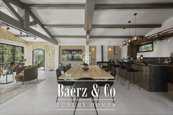 photo 6 Stone and renovated villa located in Valbonne