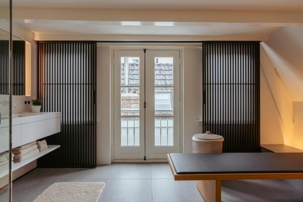 photo 47 Blauwburgwal 18 H