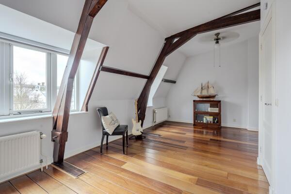 photo 22 Vossiusstraat 6 E