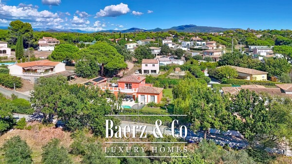 photo 1 PRESTIGIOUS VILLA IN FREJUS