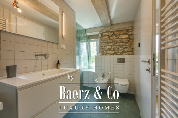 photo 30 Luxury Stone Residence on a Spacious Estate near Višnjan