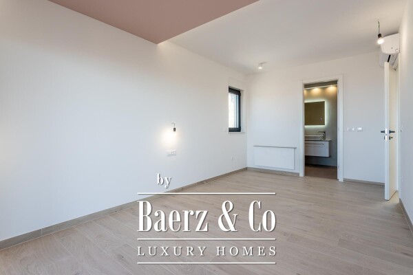 photo 14 Promajna, luxurious semi-detached house with a sea view, close to the center and the beach