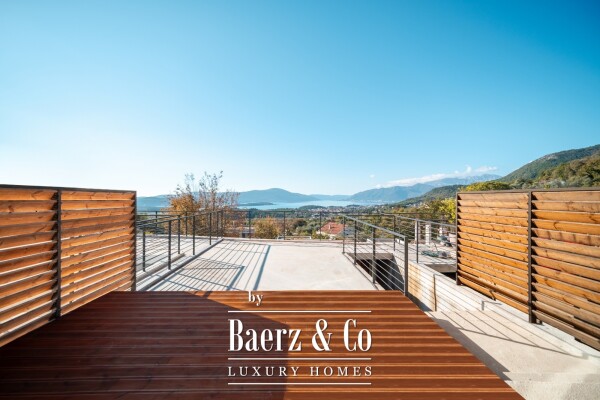 photo 2 Townhouse in Kotor Municipality with a Sea View