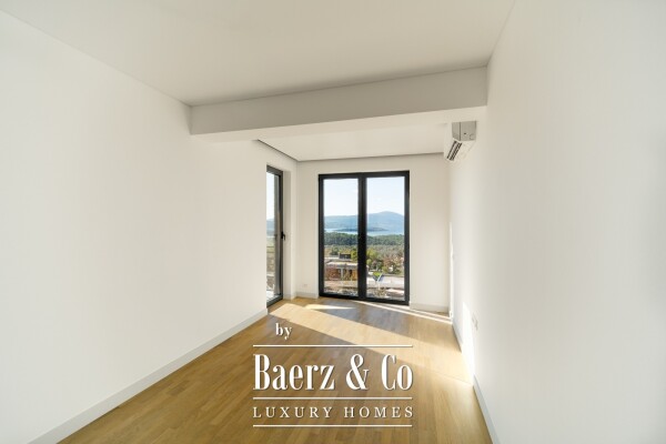 photo 10 Townhouse in Kotor Municipality with a Sea View